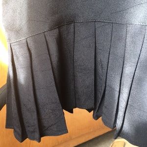 ANNE TAYLOR - Sophisticated Black Dress, Size 6